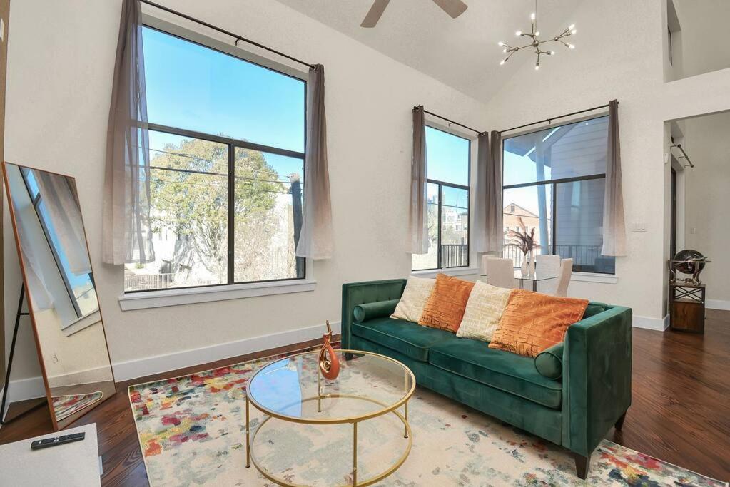 فيلا 3Br/3.5Ba Three Story East Downtown Townhouse With View هيوستن المظهر الخارجي الصورة